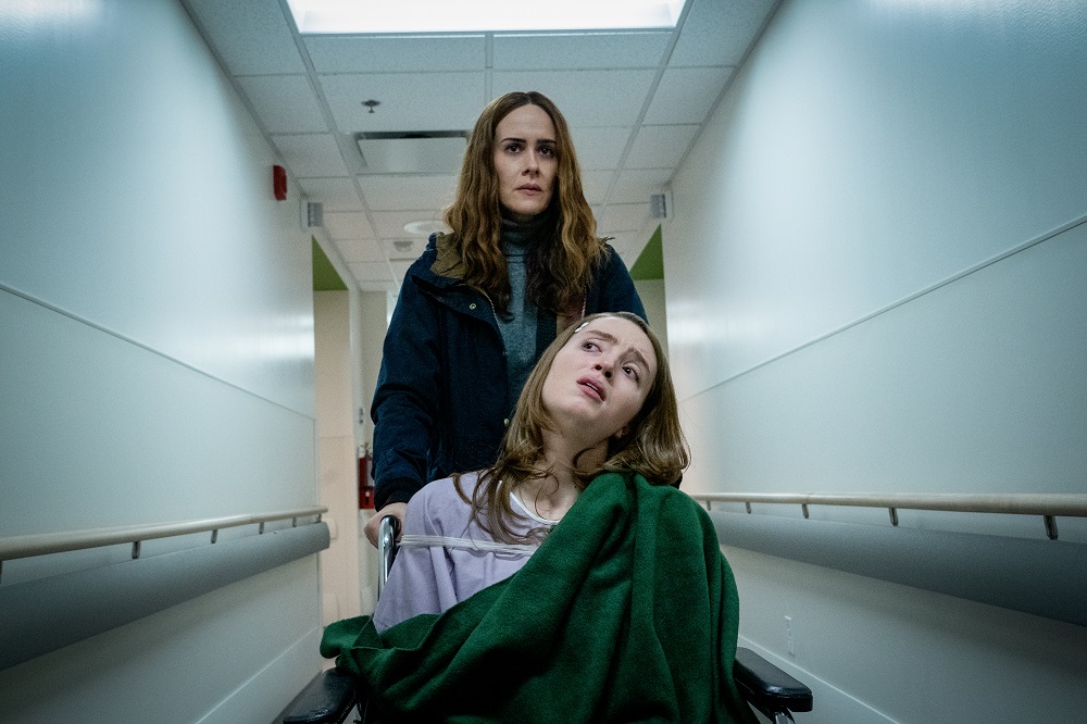 run-sarah-paulson-una-psycho-mamma-nel-trailer-italiano-dell-horror-psicologico-darkside-cinema